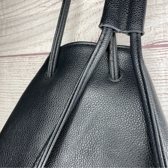 Victoria’s Secret Women’s Black shoulder bag/backpack with fringe. - Picture 4 of 7